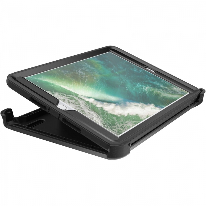 Black OtterBox Defender - iPad 5 / 6